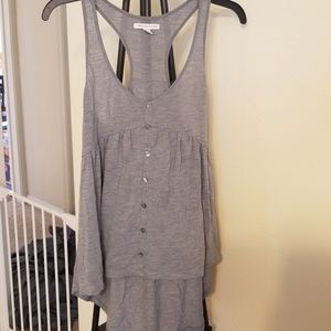 Grey tank top